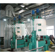 Reiskleieölveredlungsmaschine und Reiskleie-Ölverarbeitungsanlage